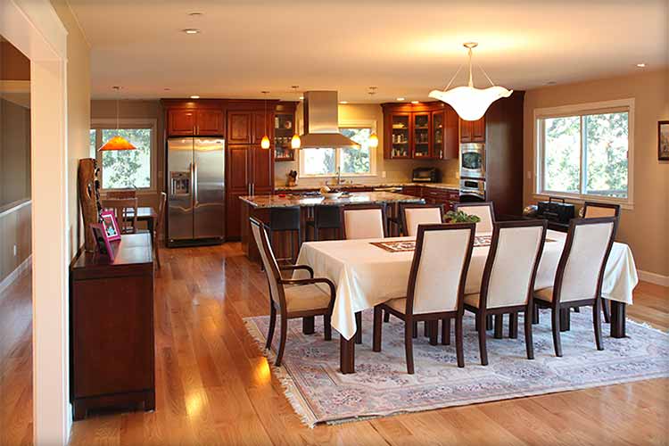 Kitchen and dining area